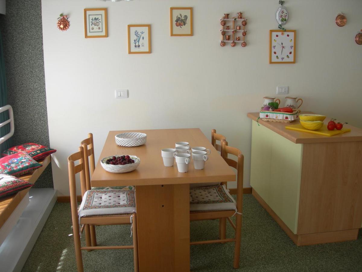 Appartamenti Vacanze Casa -Residence Albare - Check In Vacanze Casa - Marilleva 900 Exterior foto